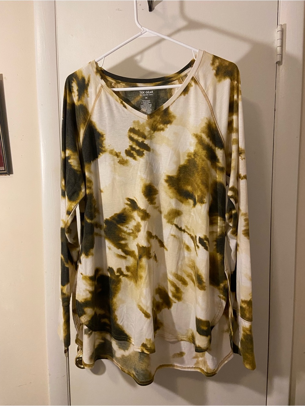 tek gear Olive & White Tie-Dye V-Neck Long Sleeve Tunic